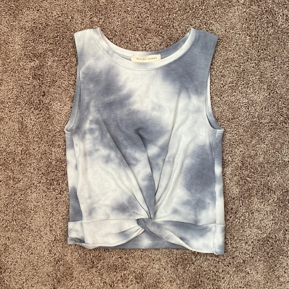 Gilded Intent Twisted Front Cropped Tank Top